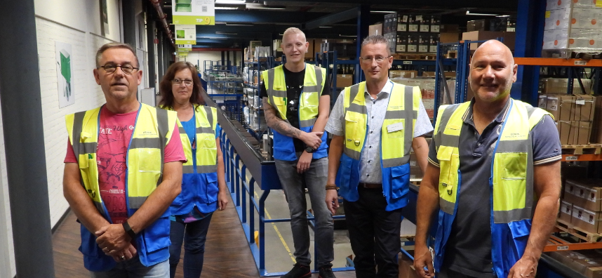 technische-unie-professionaliseert-met-axiwi-volgens-rivm-richtlijn-groepsfoto technische-unie-professionaliseert-met-axiwi-volgens-rivm-richtlijn-groepsfoto